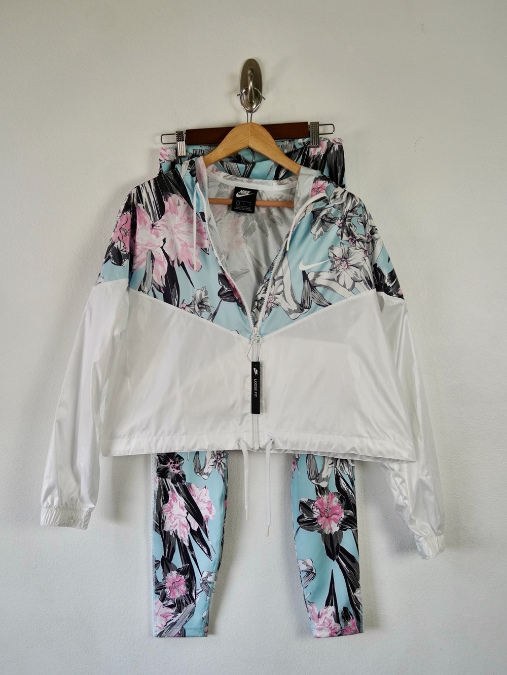 Nike Floral Windrunner Jacket + Leggings Matching Set NWT L